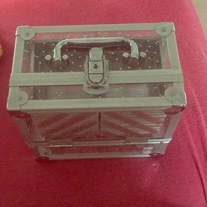 Multi tier make up holder